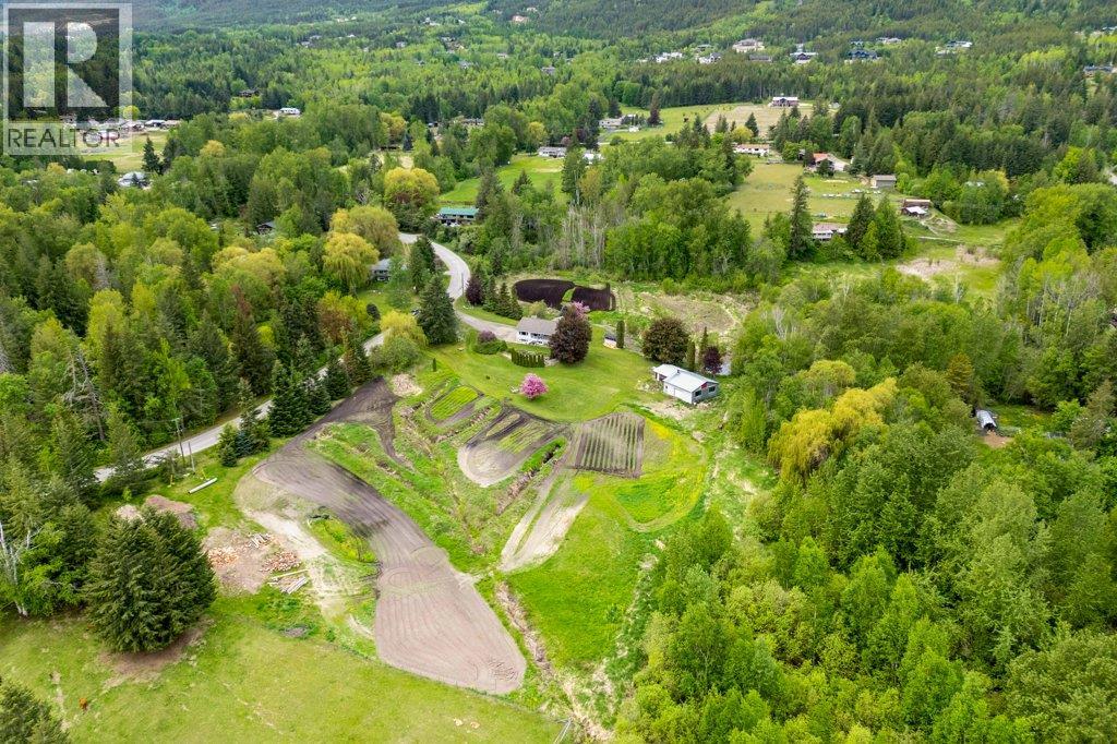 4501 44 Avenue NW, Salmon Arm