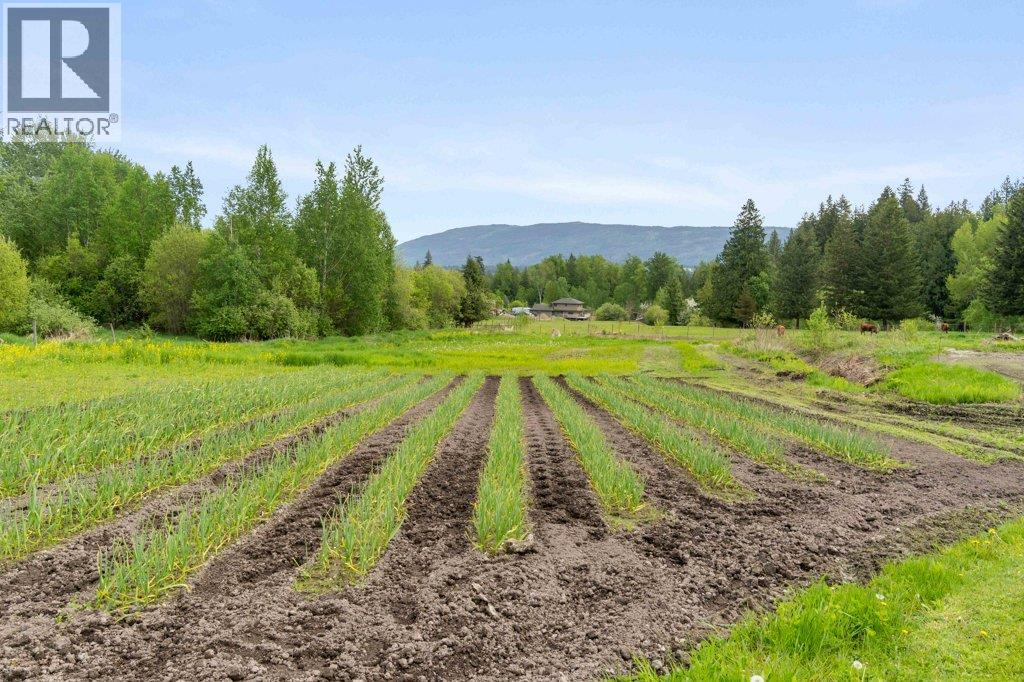 4501 44 Avenue NW, Salmon Arm