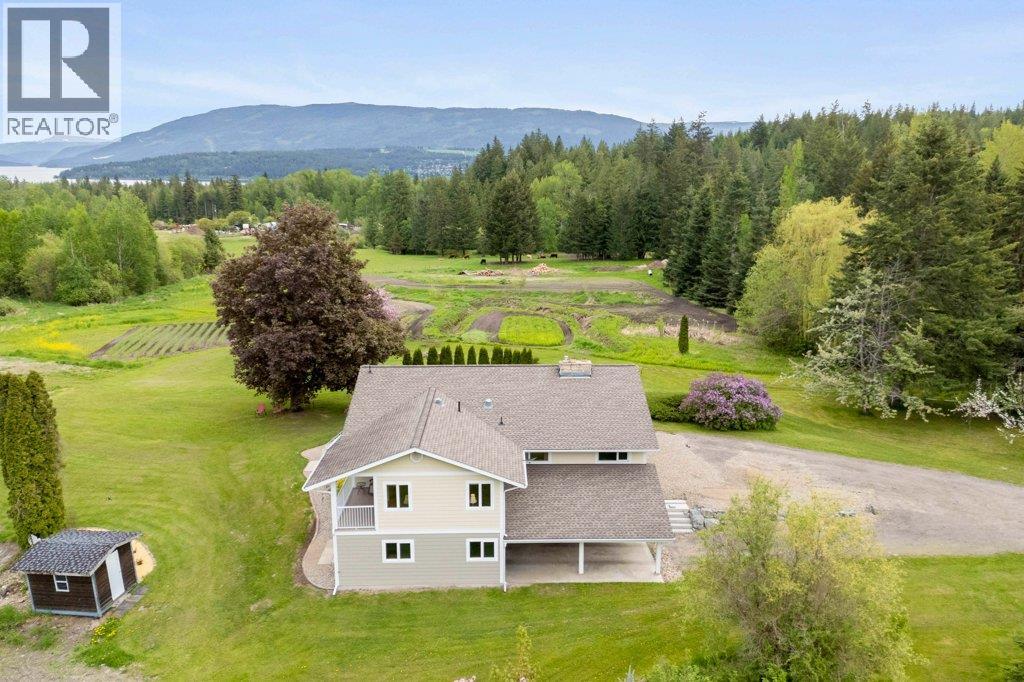 4501 44 Avenue NW, Salmon Arm