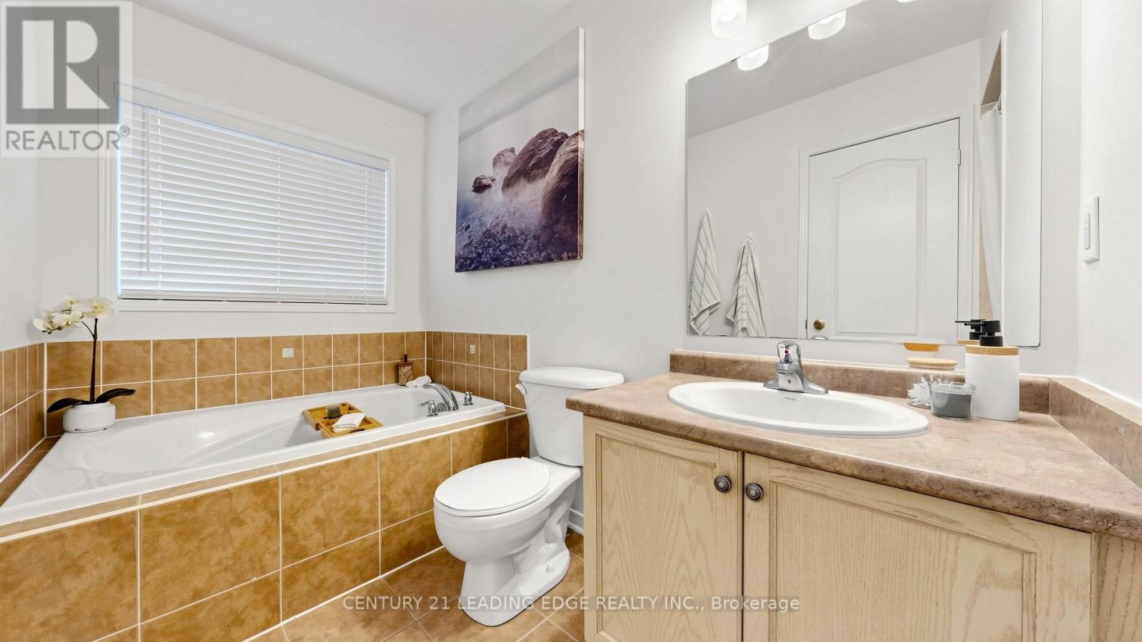 131 HAMMILL HEIGHTS STREET - 26