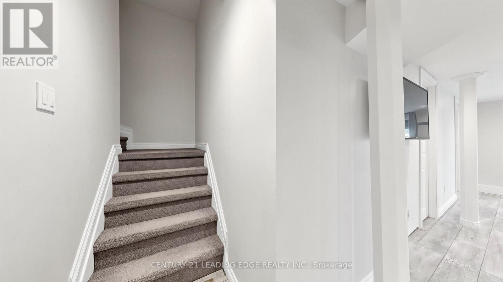 131 HAMMILL HEIGHTS STREET - 33