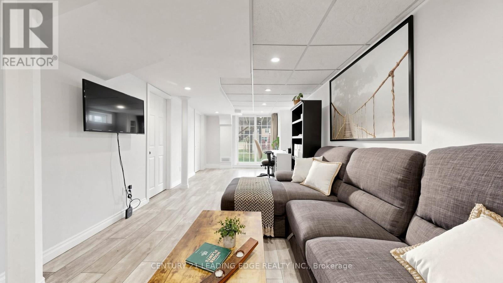 131 HAMMILL HEIGHTS STREET - 35