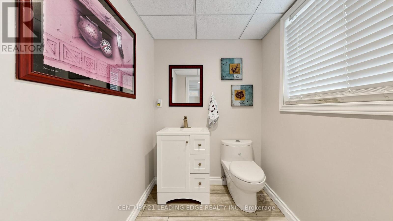 131 HAMMILL HEIGHTS STREET - 40