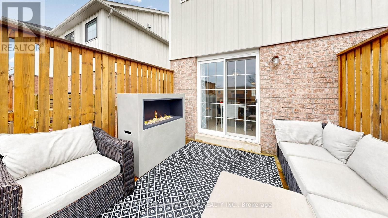 131 HAMMILL HEIGHTS STREET - 43