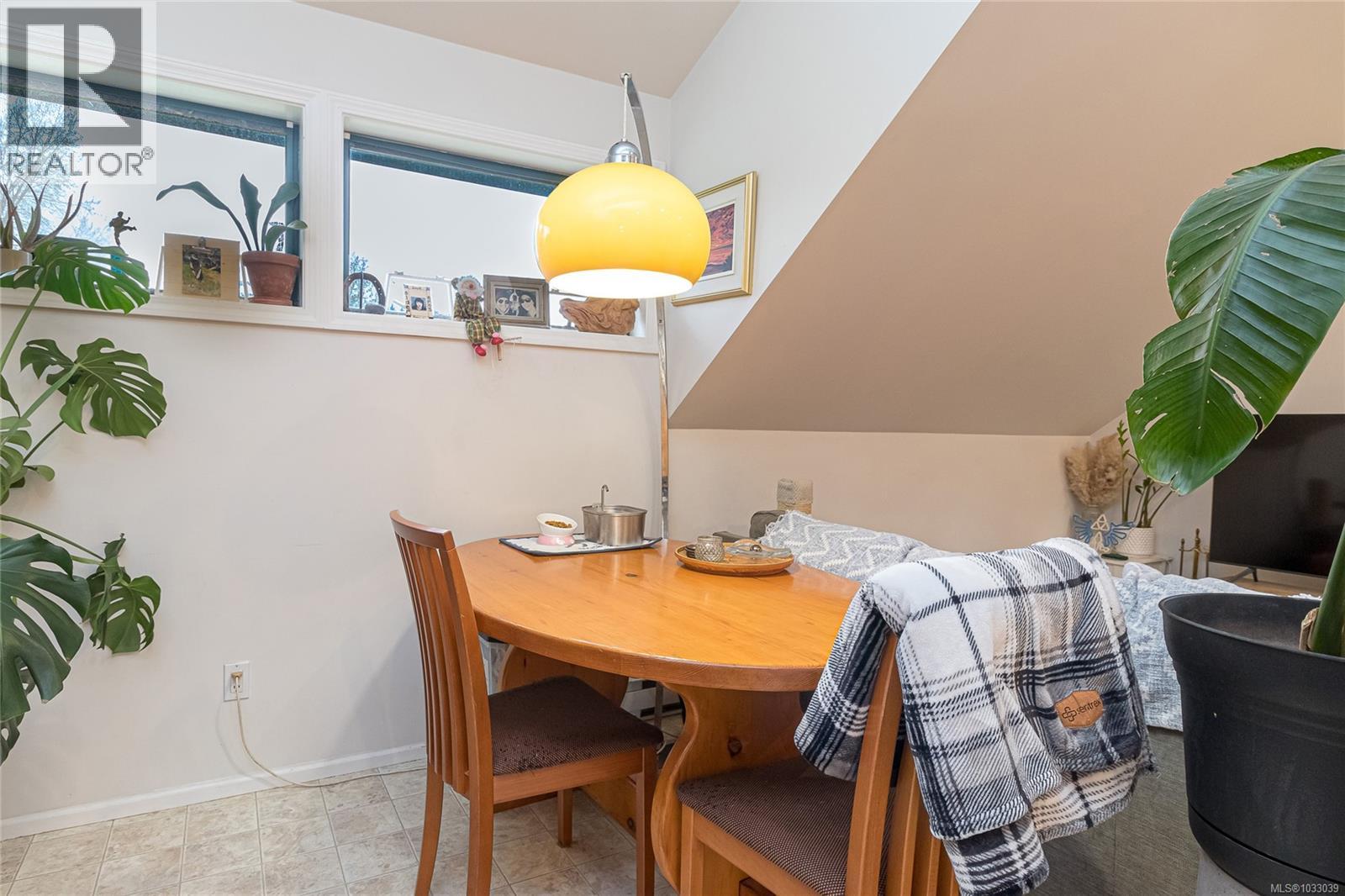 2080 Bear Hill Rd - 52