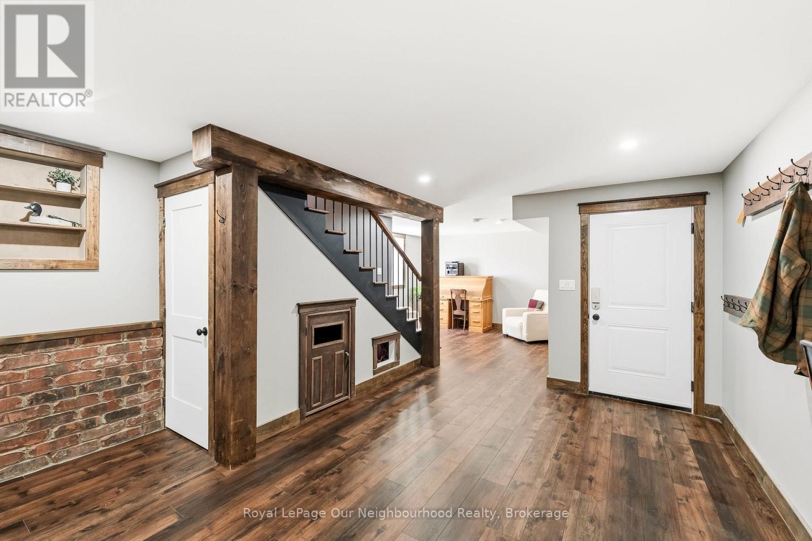 63 HANSEN ROAD - 37