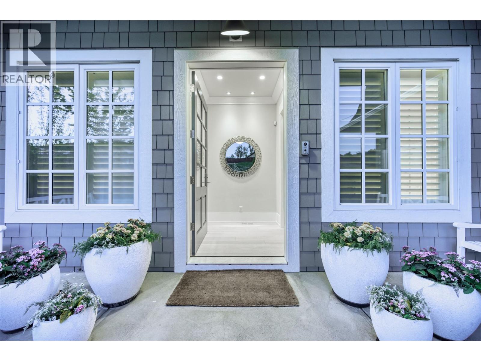 9413 SPARTAN Drive, Osoyoos