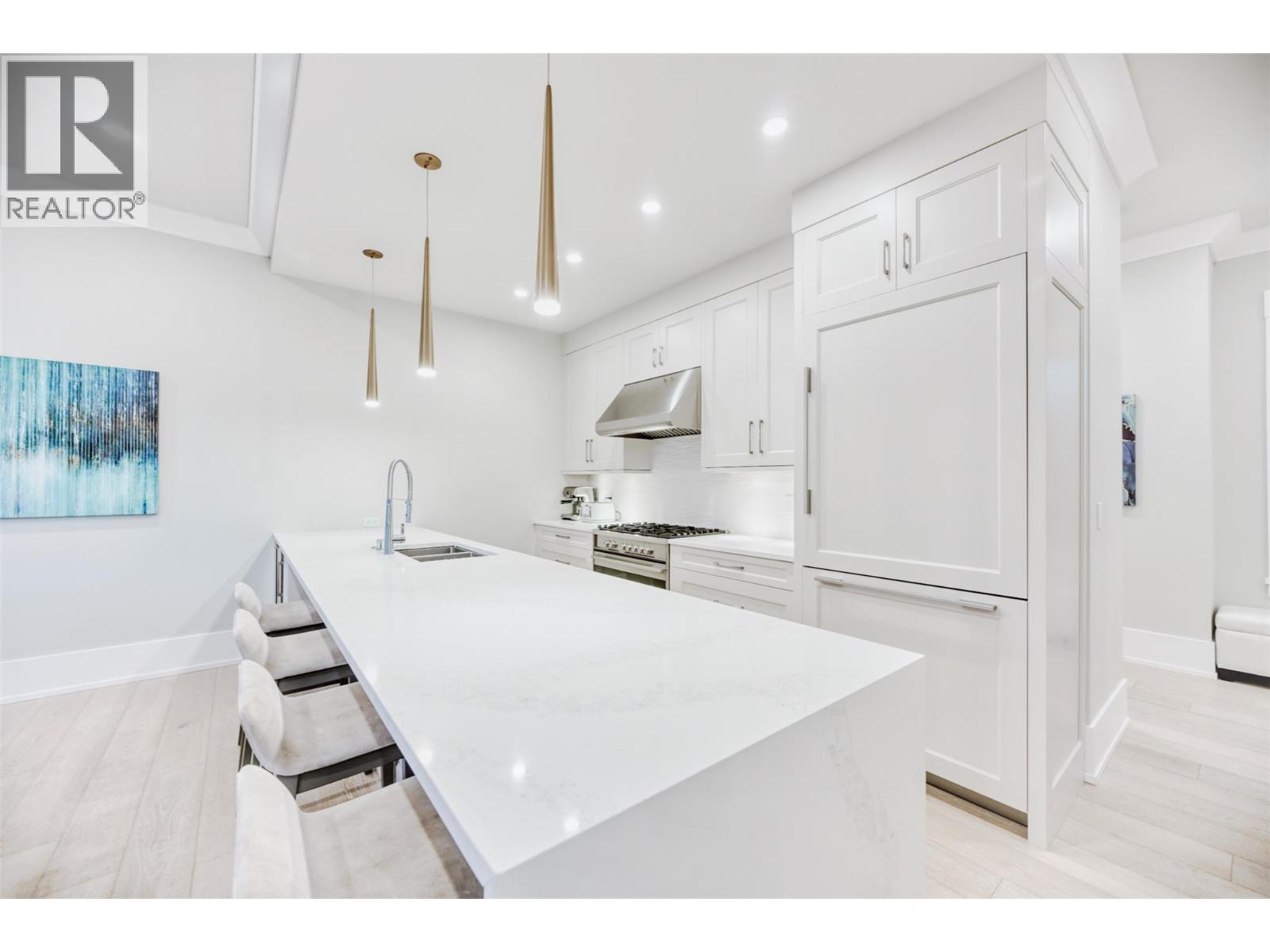 9413 SPARTAN Drive, Osoyoos