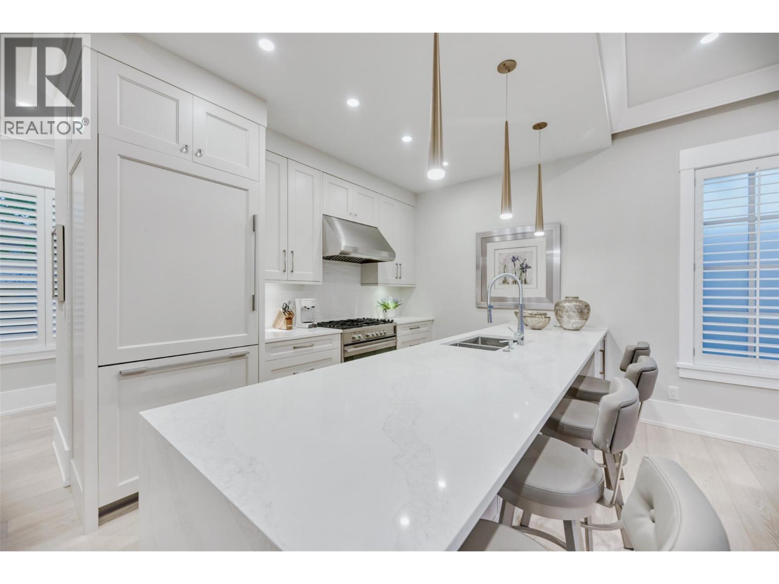 9413 SPARTAN Drive, Osoyoos