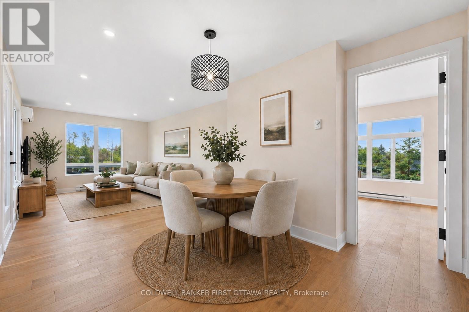 1981 PRINCE OF WALES DRIVE - 34