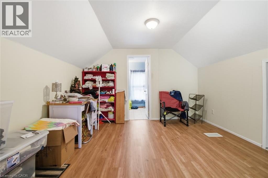 307 S WALLACE Avenue S - 35