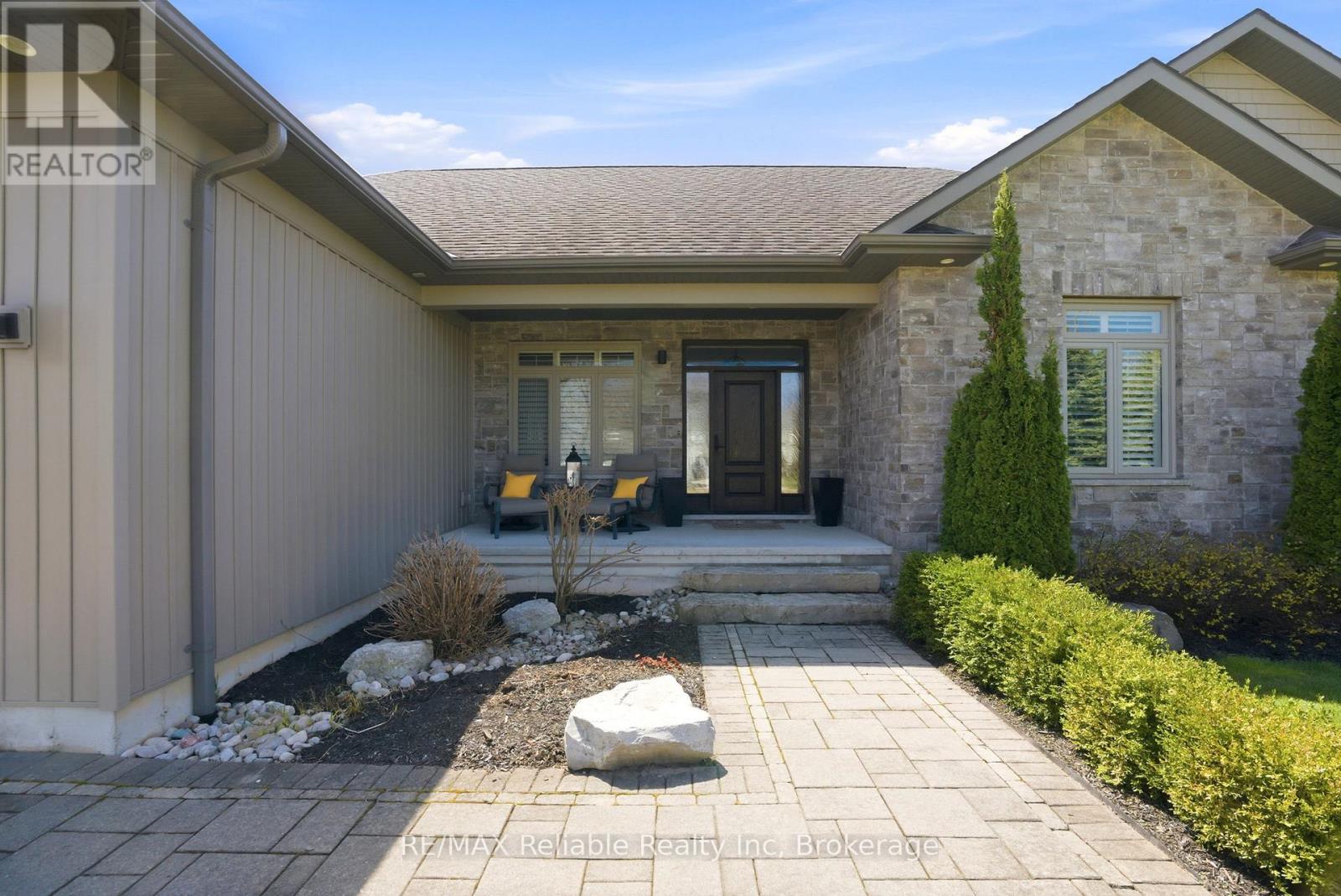 74764 ELM CRESCENT - Image 7