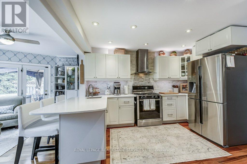 1279 OLD ENGLISH LANE - 13