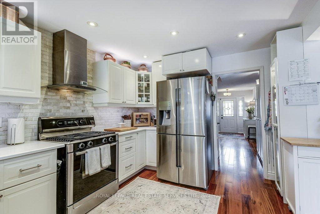 1279 OLD ENGLISH LANE - 16