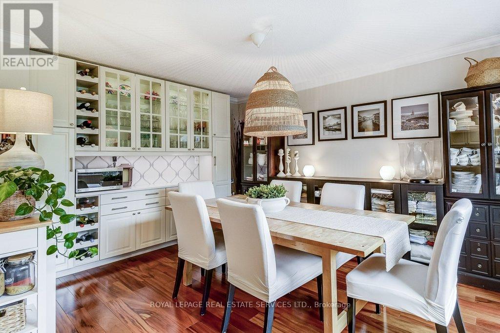1279 OLD ENGLISH LANE - 19