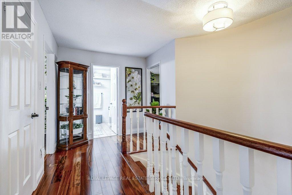 1279 OLD ENGLISH LANE - 23