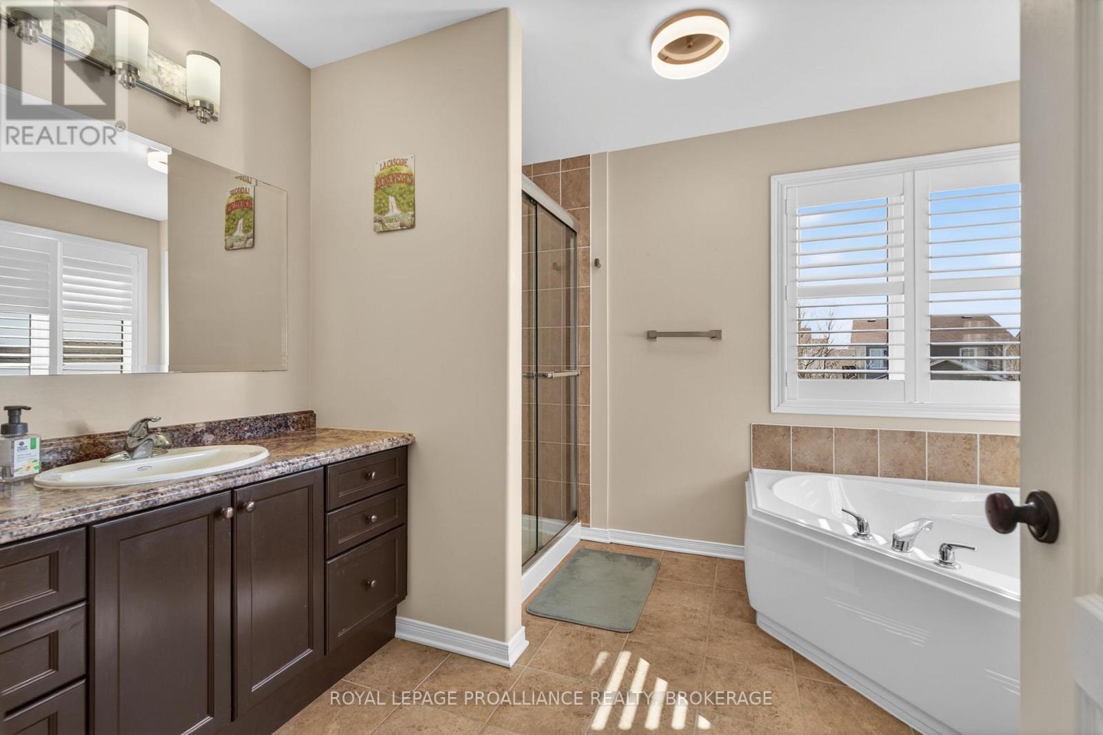 1425 EVERGREEN DRIVE - 23