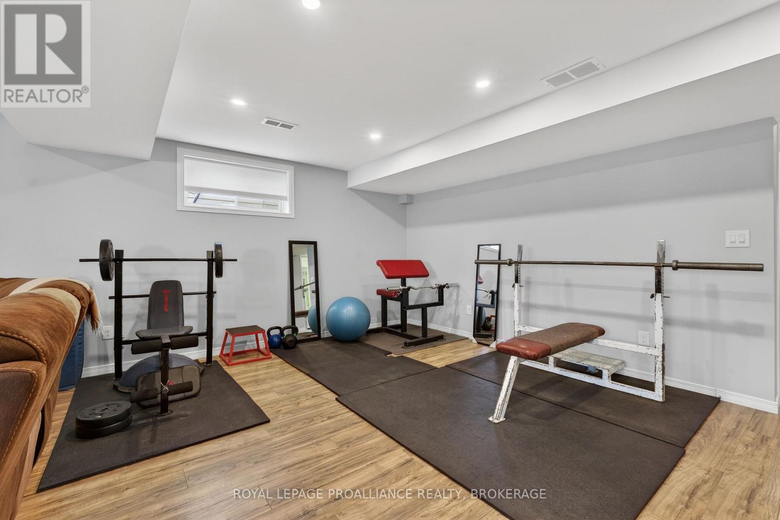 1425 EVERGREEN DRIVE - 35