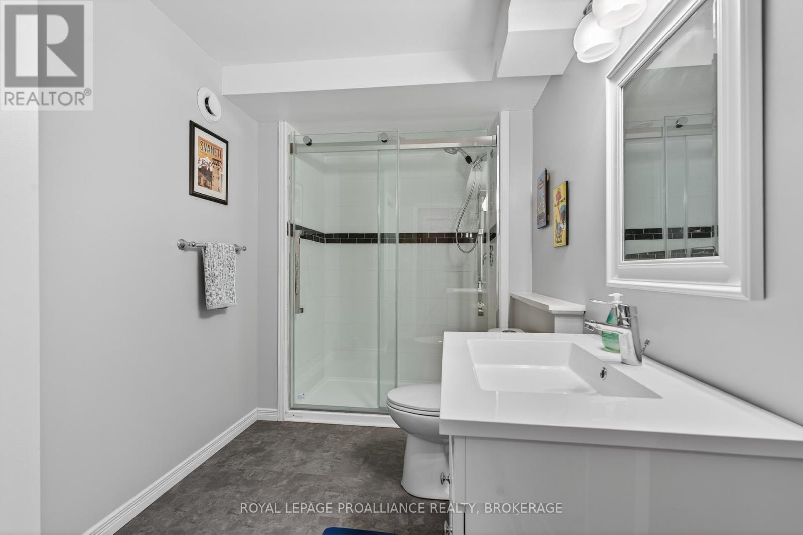 1425 EVERGREEN DRIVE - 36
