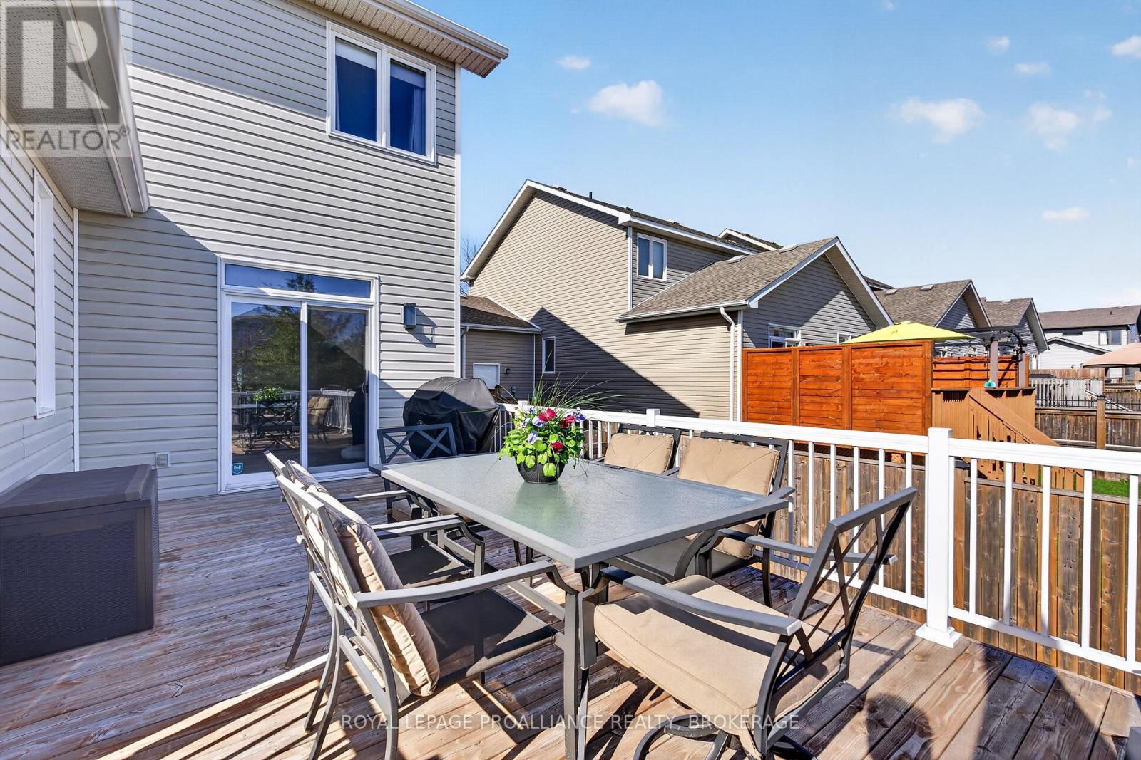 1425 EVERGREEN DRIVE - 42
