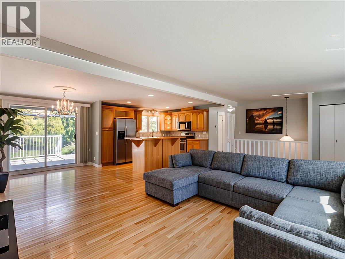 3833 DOGWOOD Drive, Trail