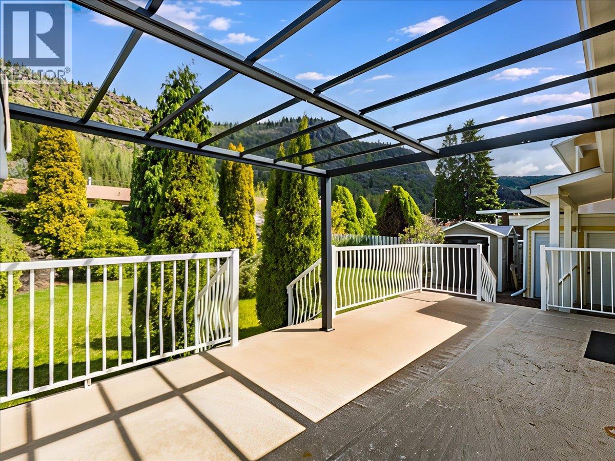 3833 DOGWOOD Drive, Trail