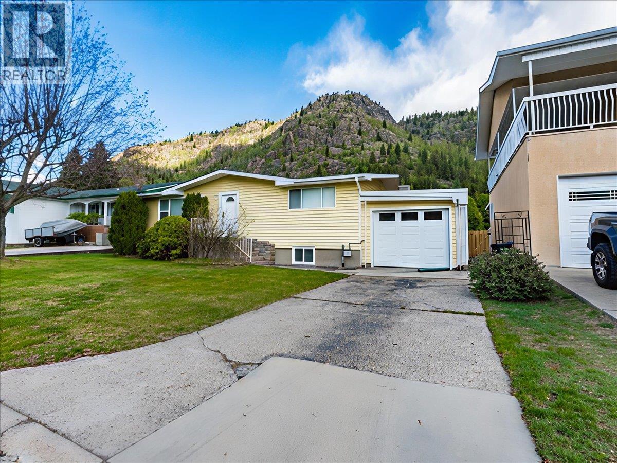 3833 DOGWOOD Drive, Trail