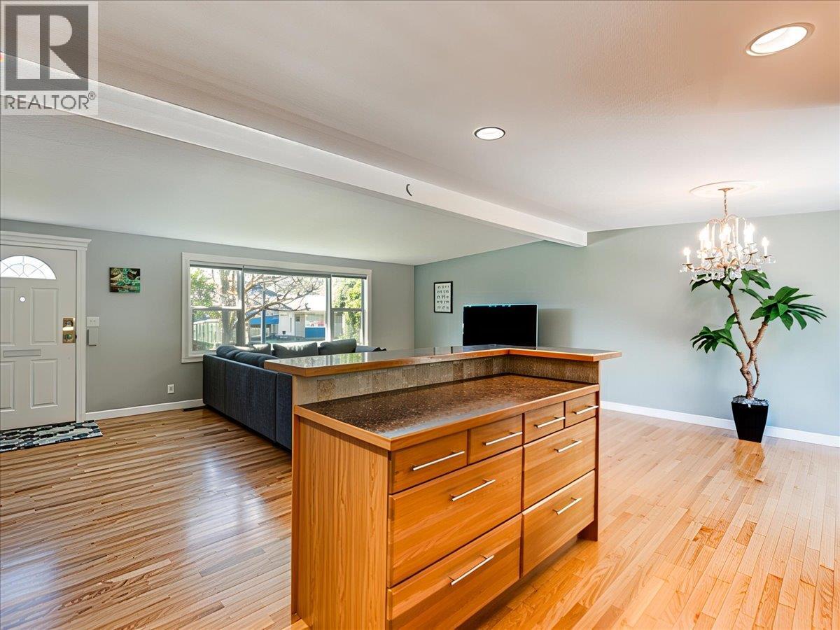 3833 DOGWOOD Drive, Trail