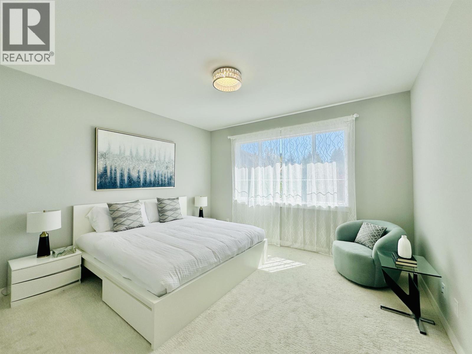 #32-7180 LECHOW Street, Richmond