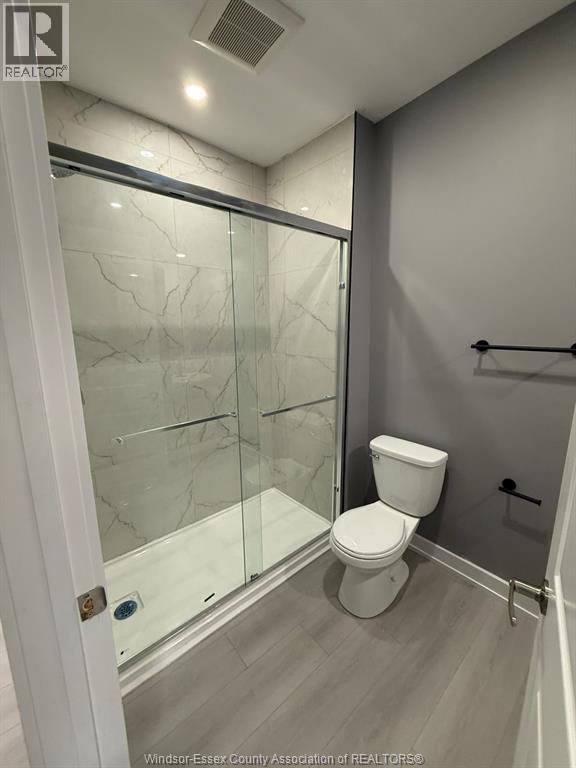 241 COLBORNE STREET — photo 9