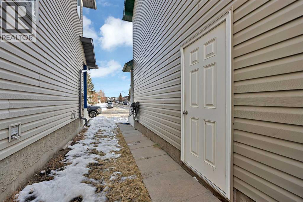 107 Taravista Street NE — photo 37