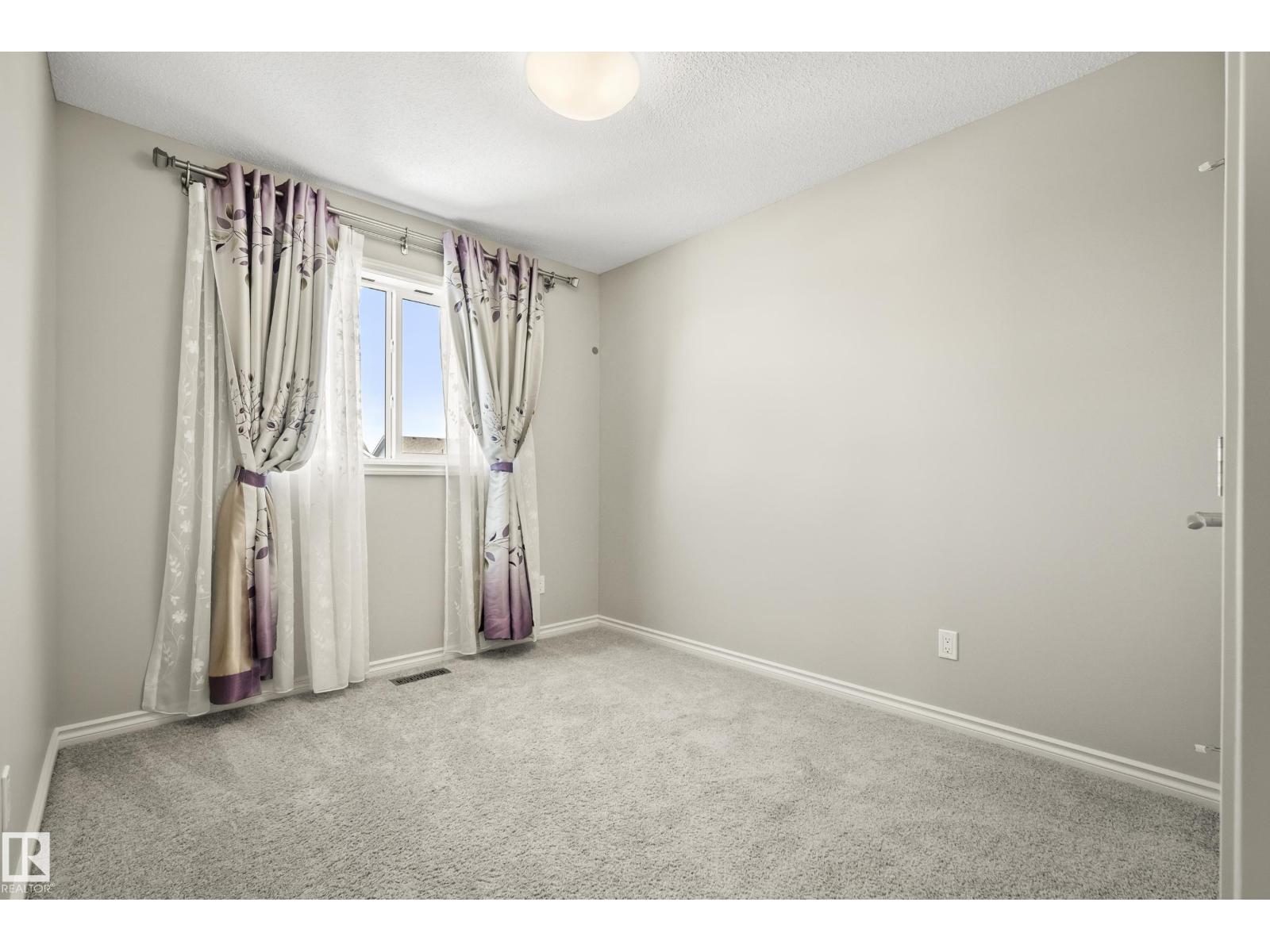 17625 60A ST NW, Edmonton