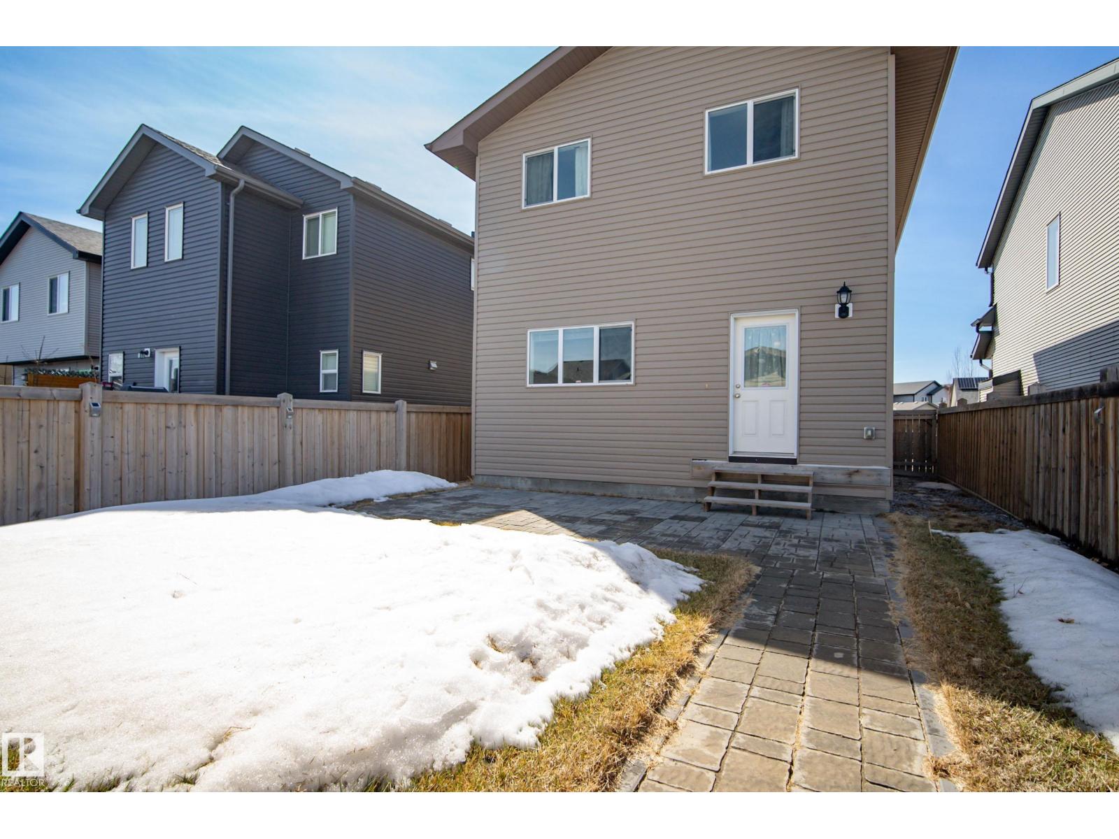 17625 60A ST NW, Edmonton