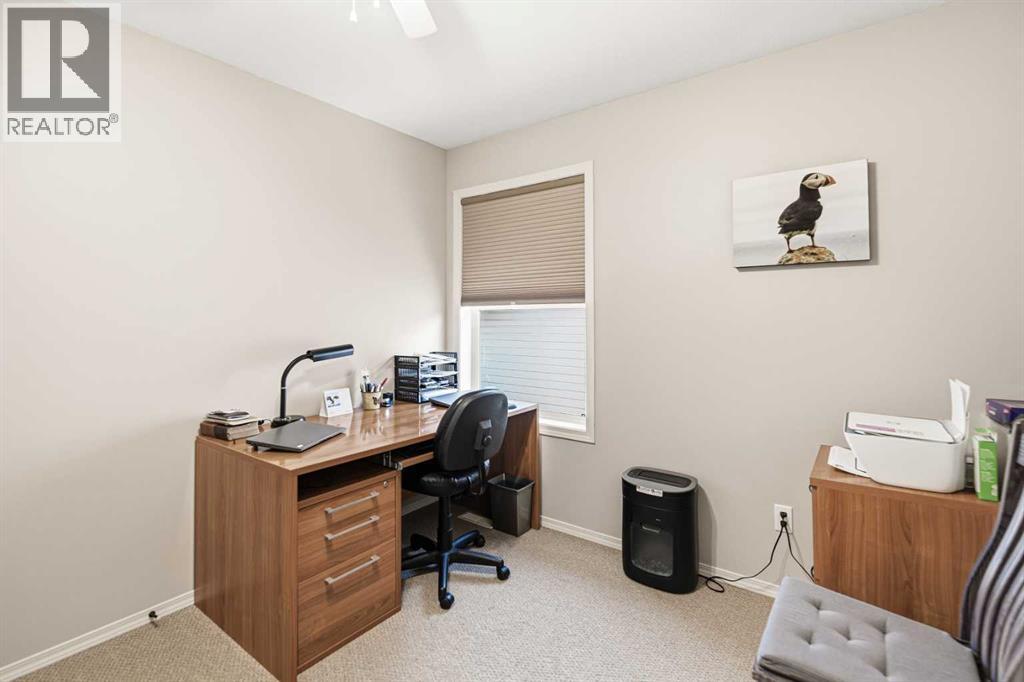 60 Garden Road, Lacombe