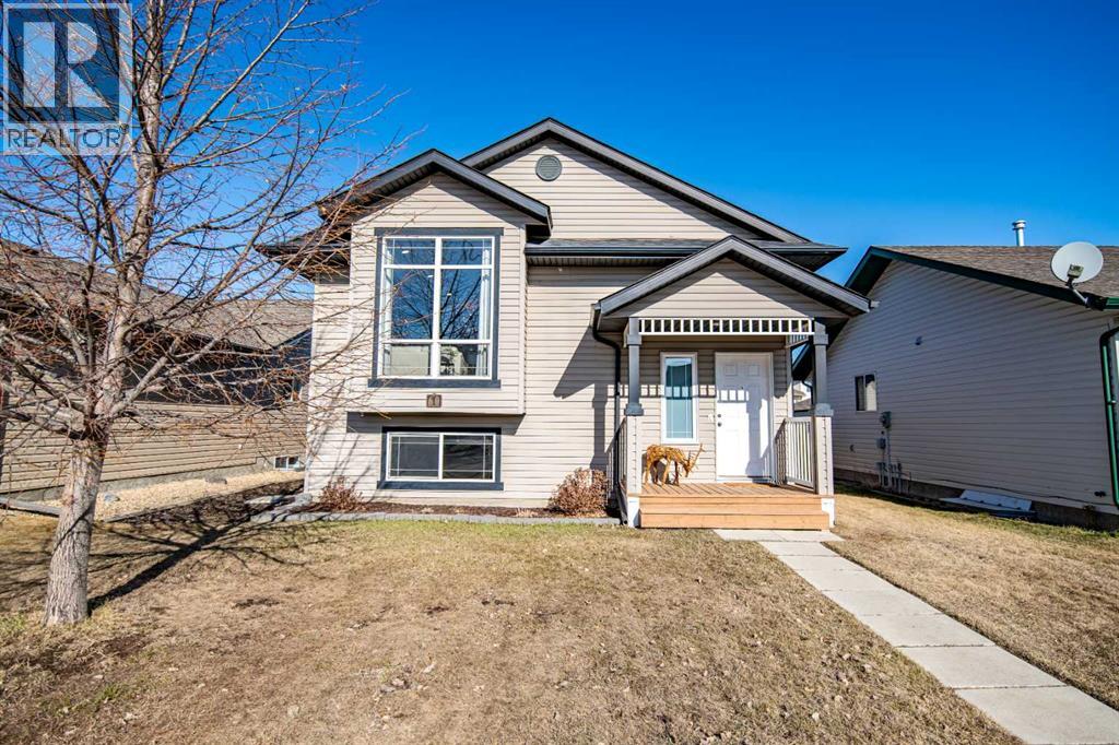 60 Garden Road, Lacombe