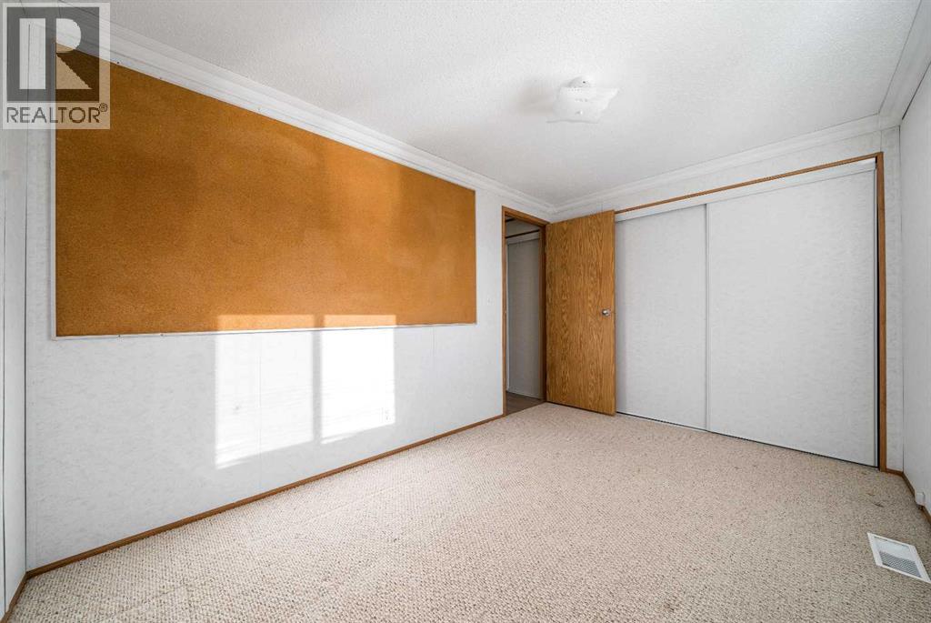 103 1 Avenue E — photo 19