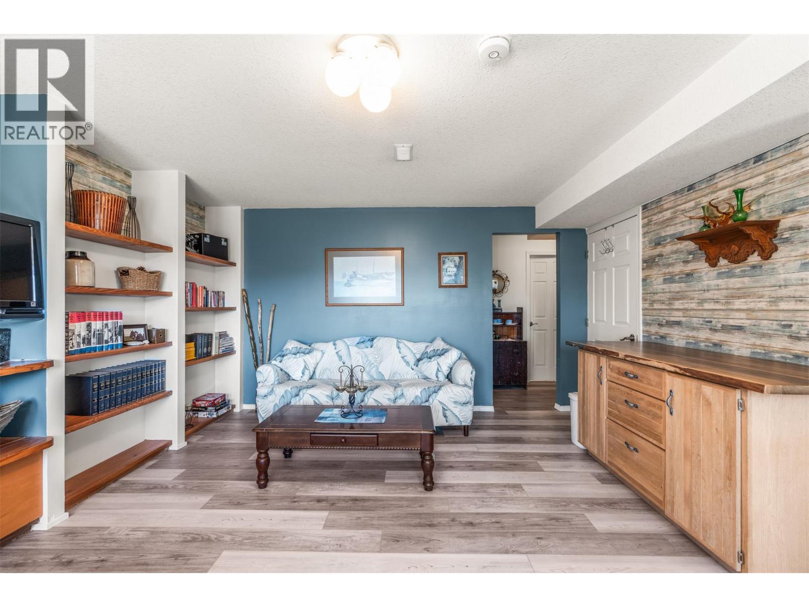  4138 4th Avenue, Peachland