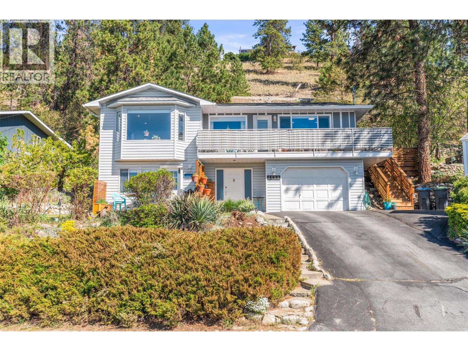  4138 4th Avenue, Peachland