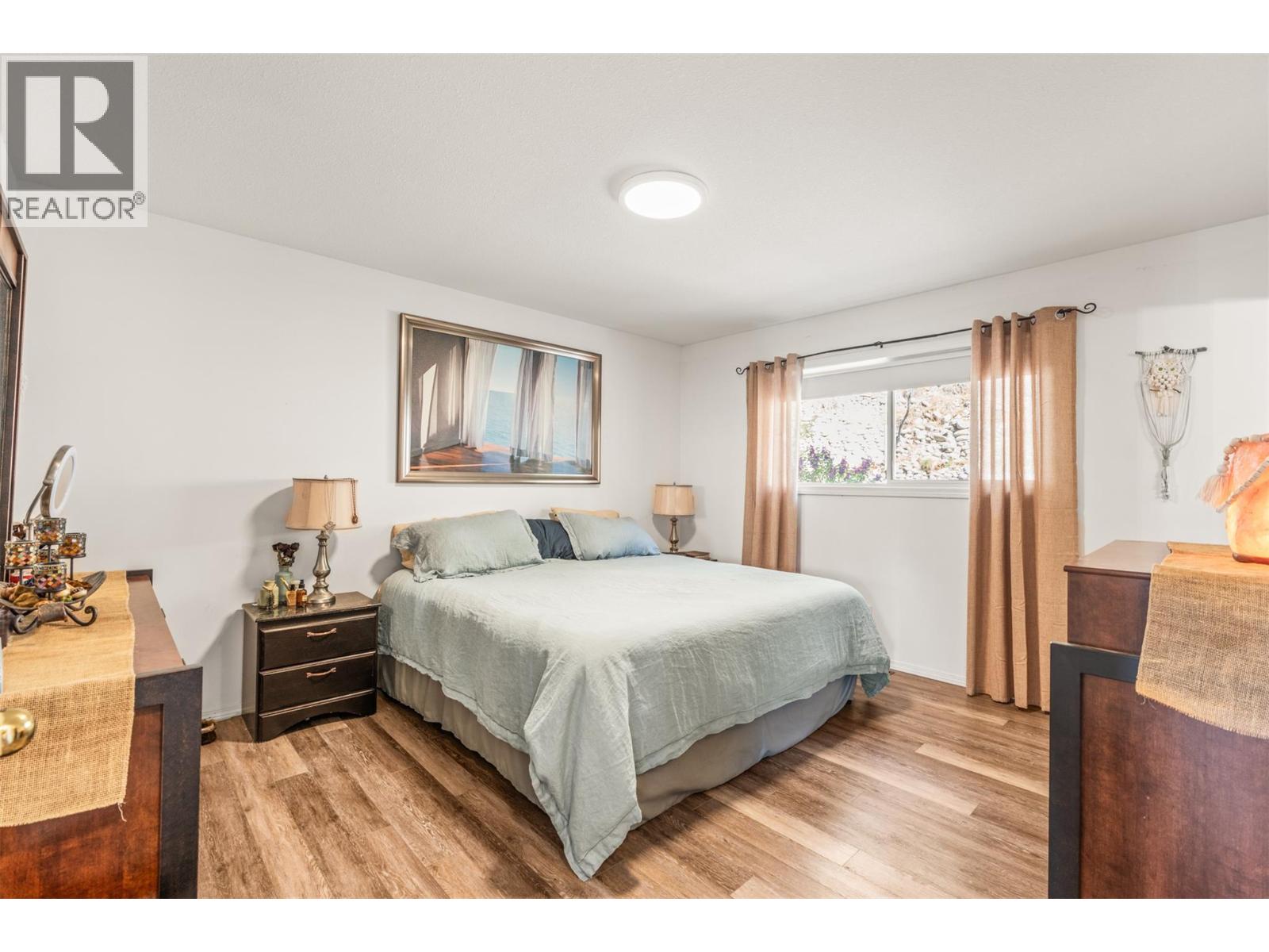  4138 4th Avenue, Peachland