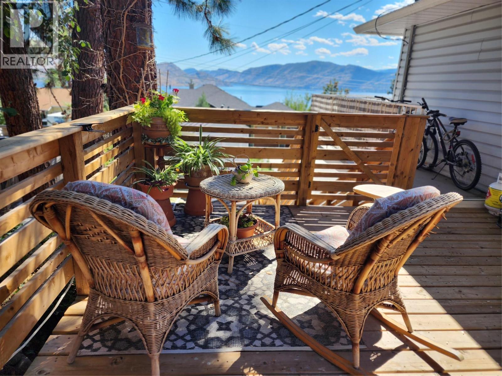  4138 4th Avenue, Peachland