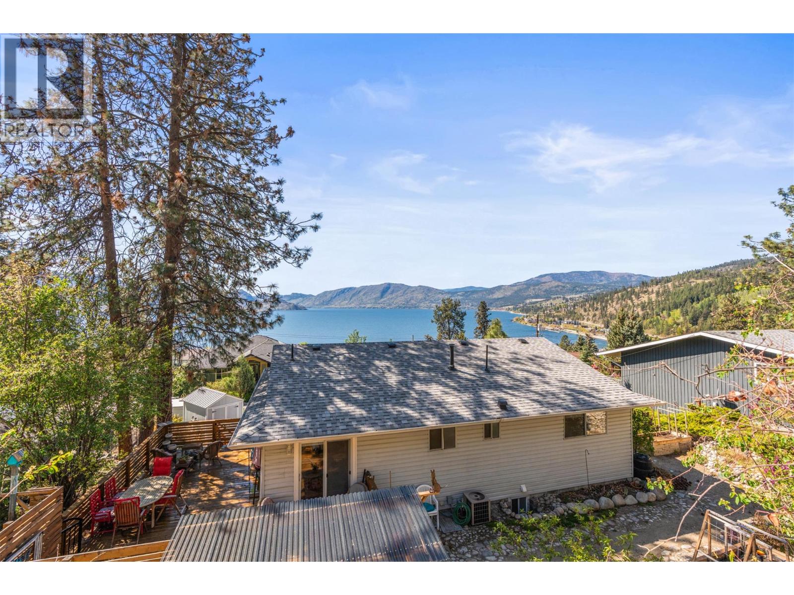  4138 4th Avenue, Peachland