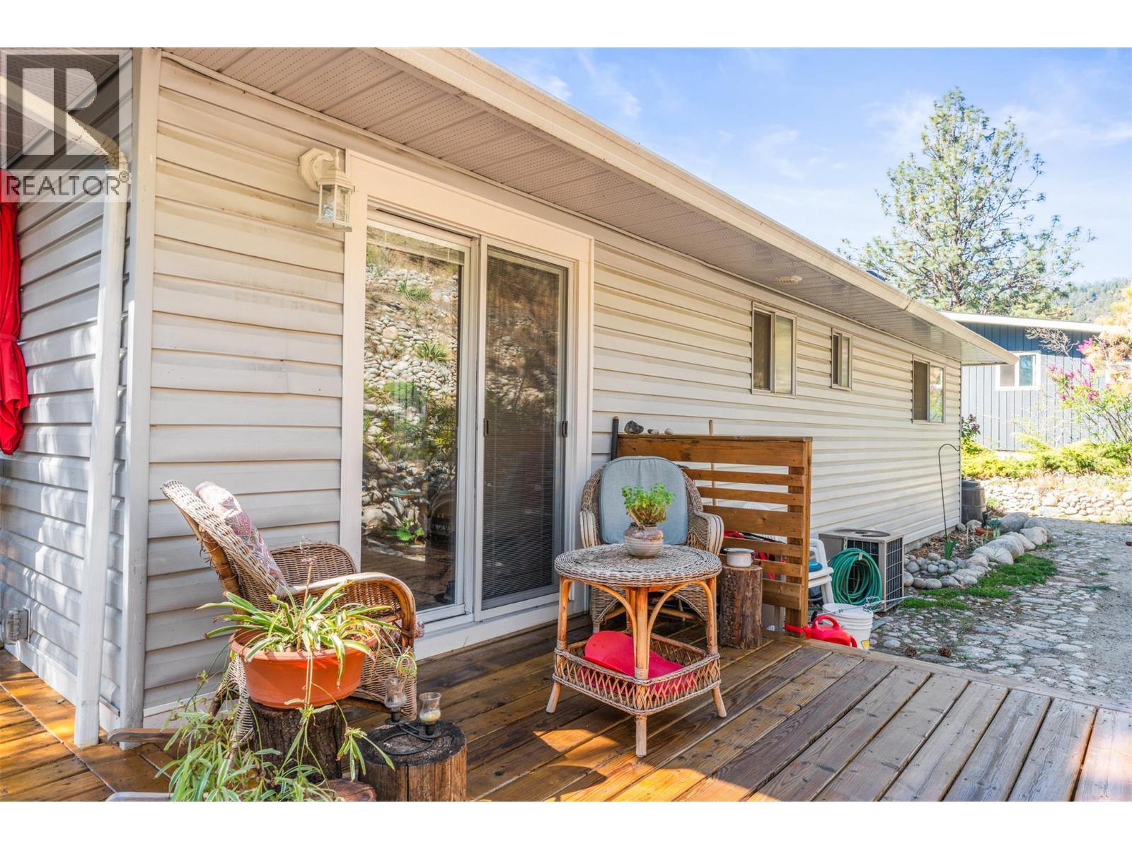  4138 4th Avenue, Peachland