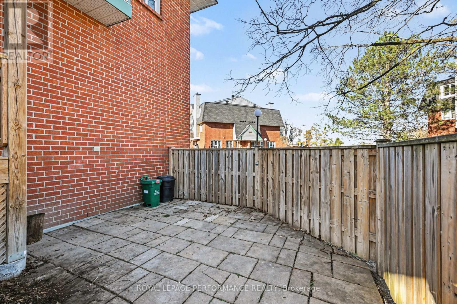 #217 8 TERRACE DRIVE - 21