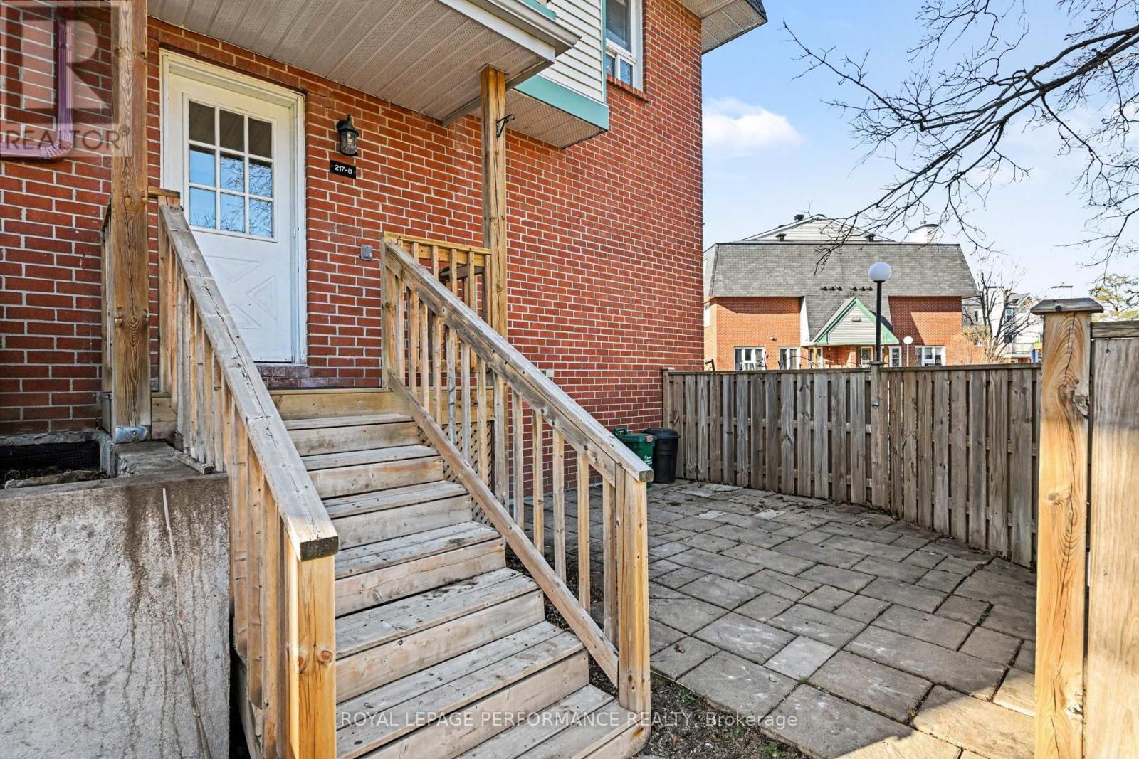 #217 8 TERRACE DRIVE - 22