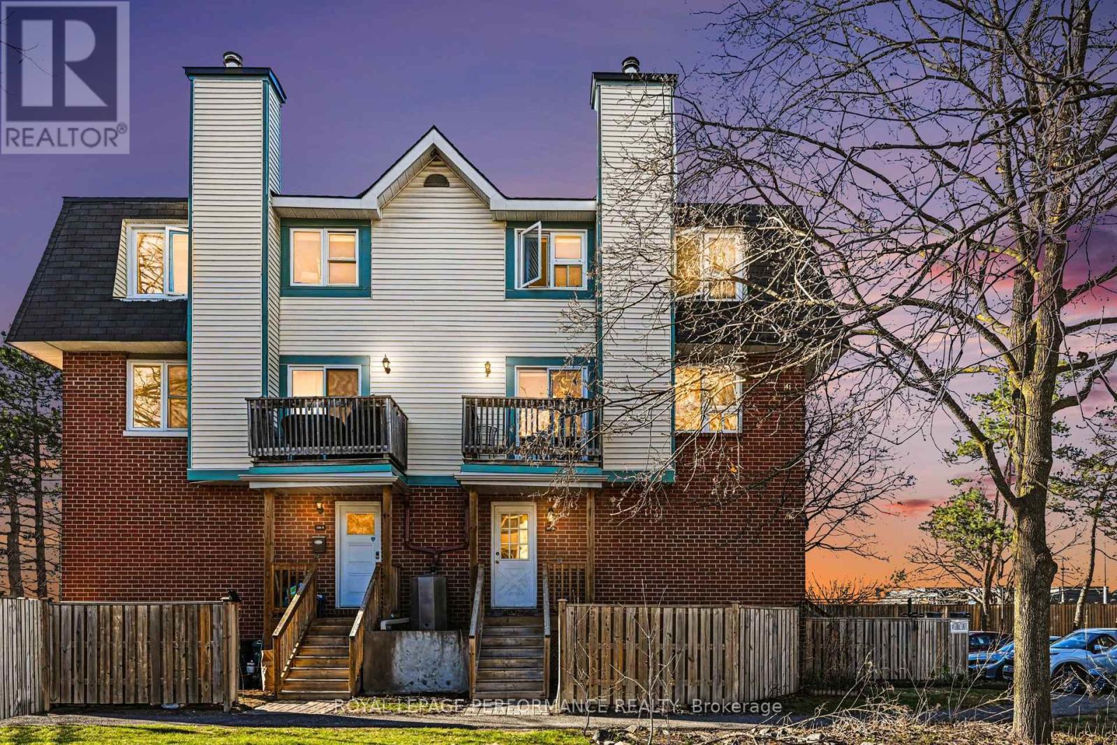 #217 8 TERRACE DRIVE - 26