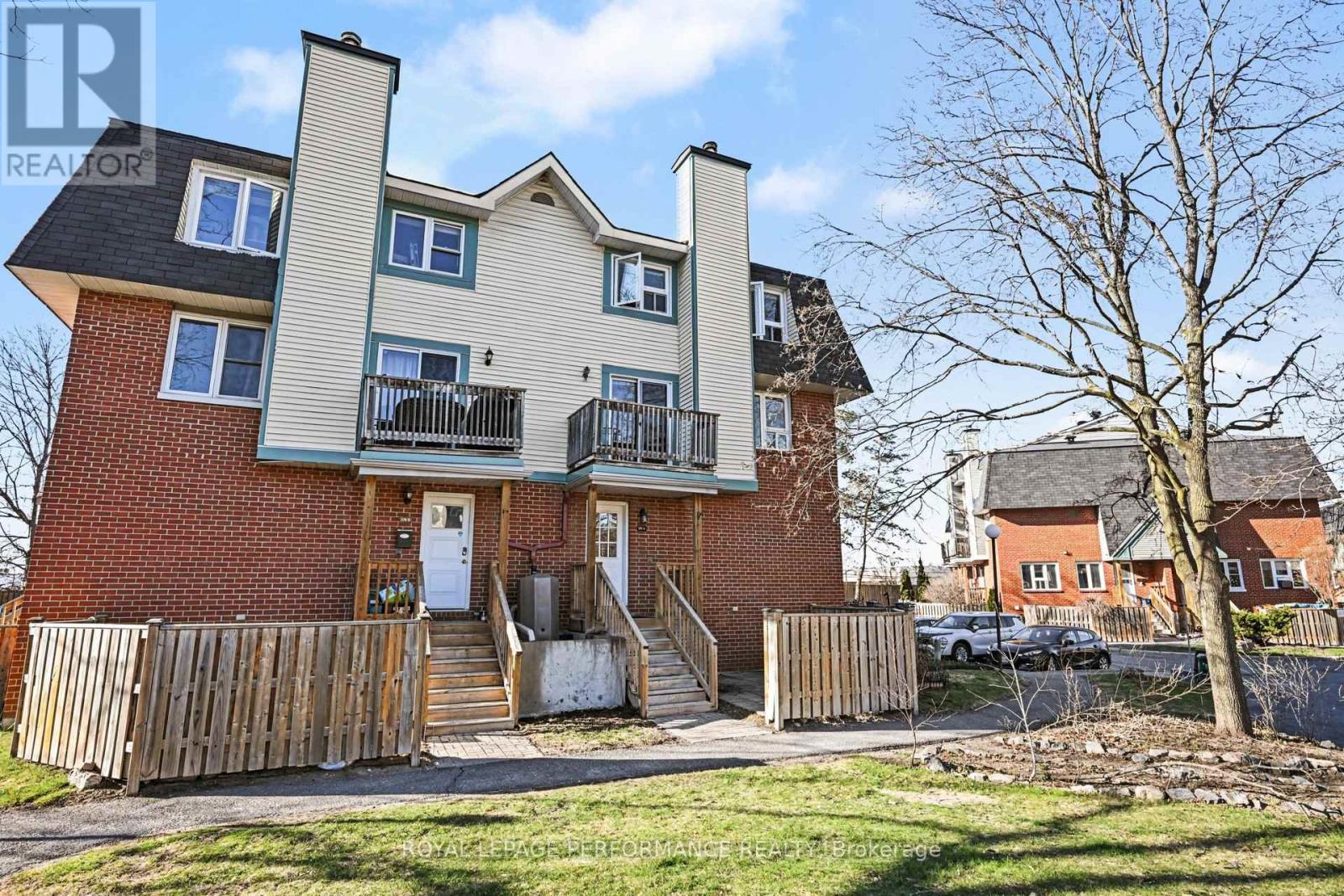 #217 8 TERRACE DRIVE - 27