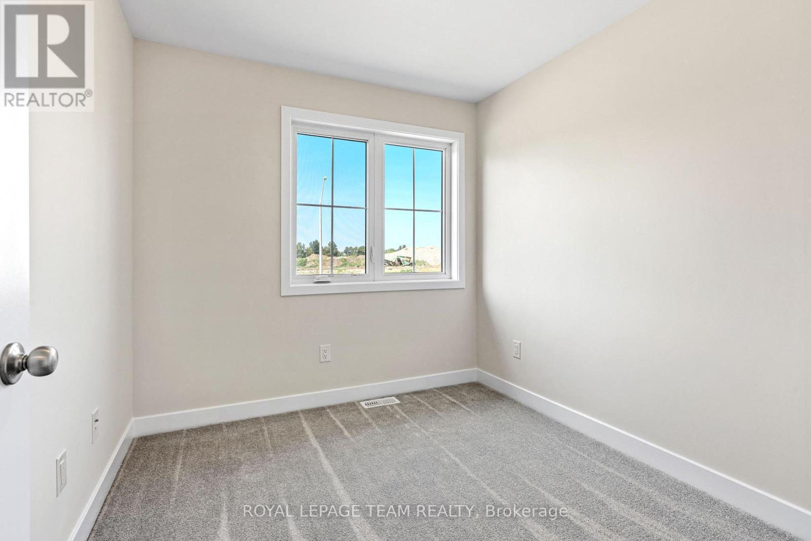 22 MARGARET GRAHAM TERRACE - Image 17