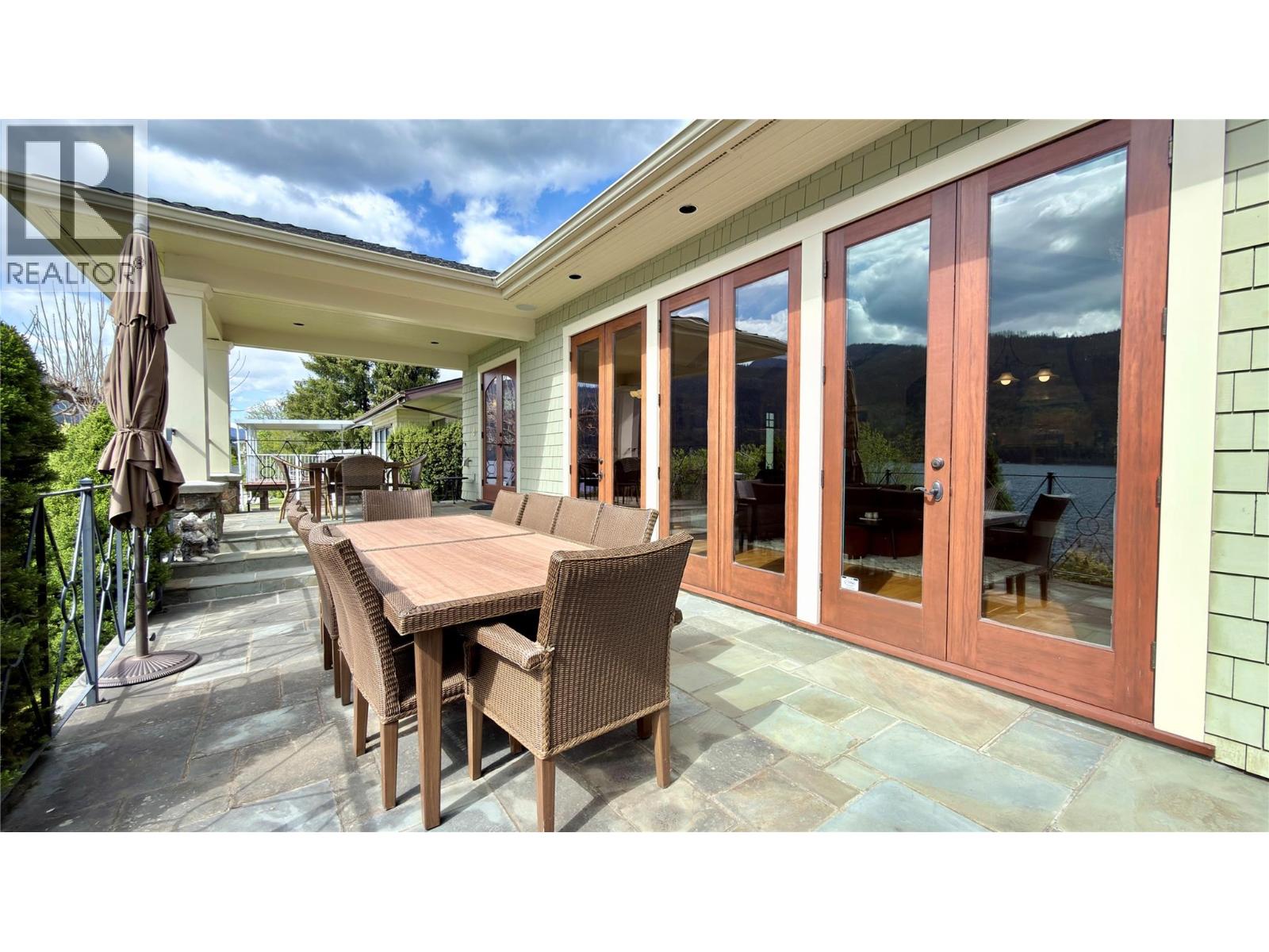 1991 Kelly Court, Christina Lake