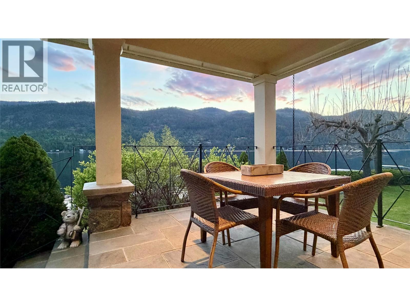 1991 Kelly Court, Christina Lake