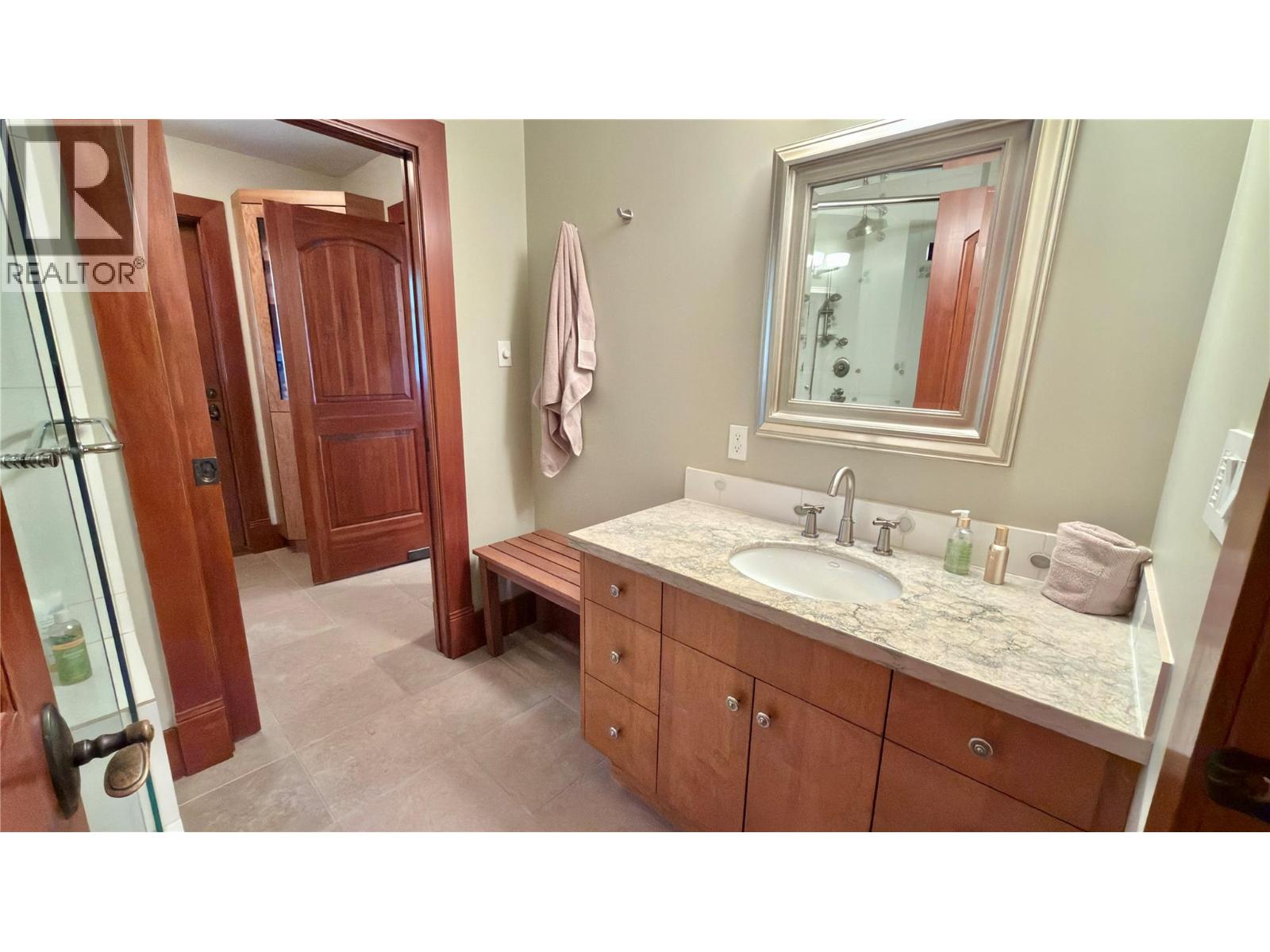 1991 Kelly Court, Christina Lake